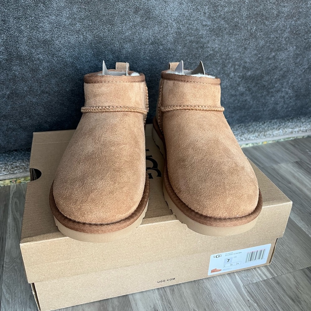 Ugg ultra mini